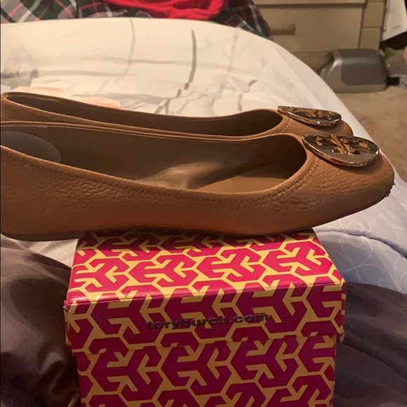 COPY - Tory Burch - Picture 2 of 4